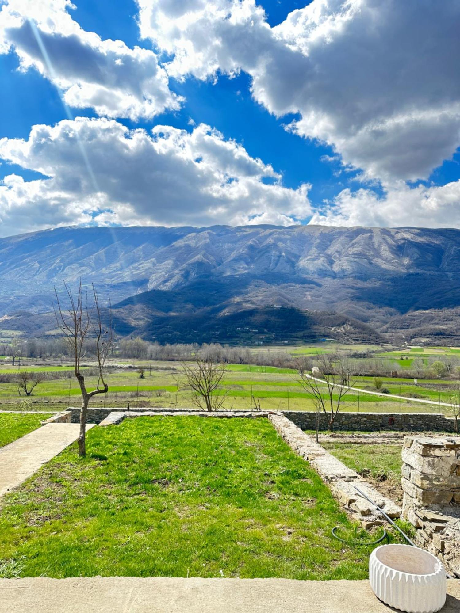 Villa Xheni
